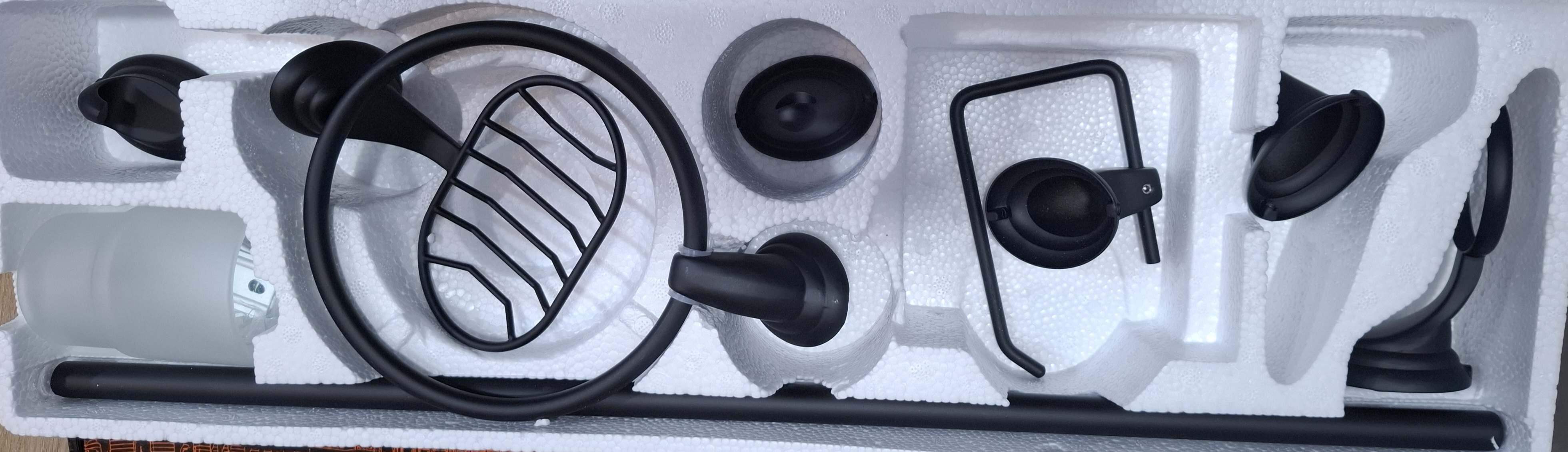 ACCESORIOS NEGROS SOL 